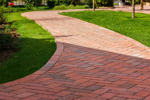 Best Residential Paver Driveway  in Des Moines, IA